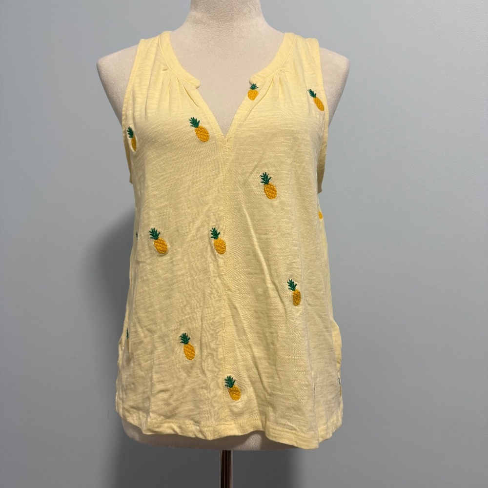 Lucky Brand Sleeveless Embroidered V-neck Top Size Medium